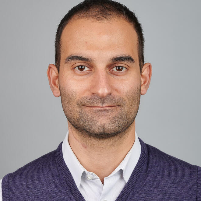 Sina Sebastian Eetezadi Profile